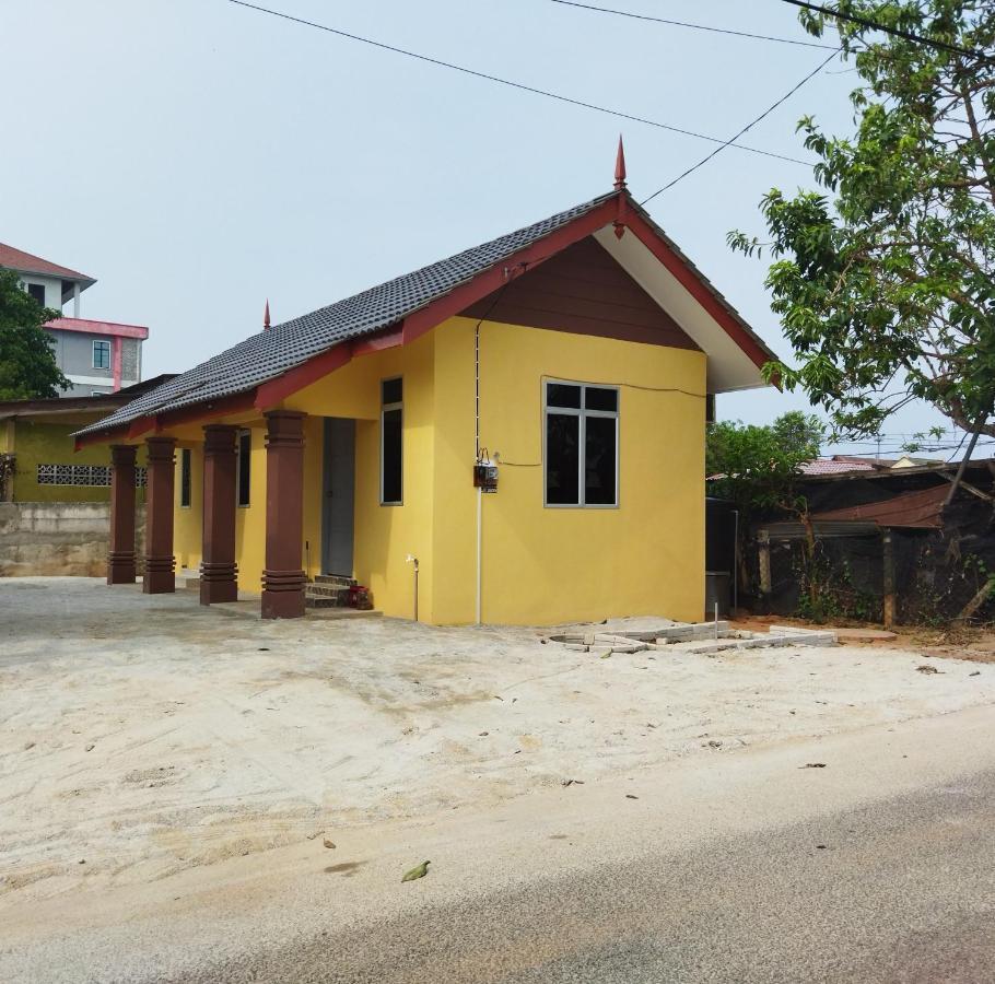Room Stay Tok Wan 2 Kampung Kuala Besut ภายนอก รูปภาพ